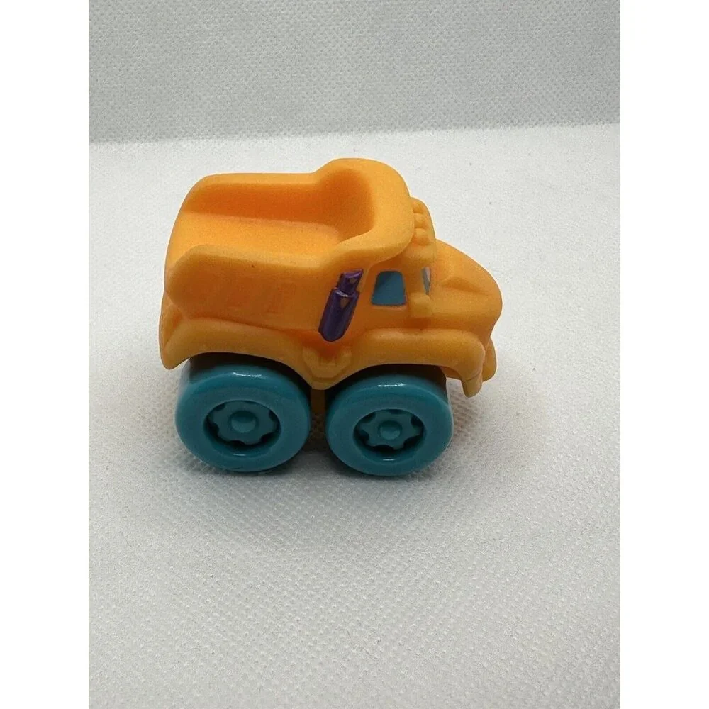 Tonka Chuck‎ & Friends 2.5” Dump Truck Engine Yellow 2008 Hasbro Toy
